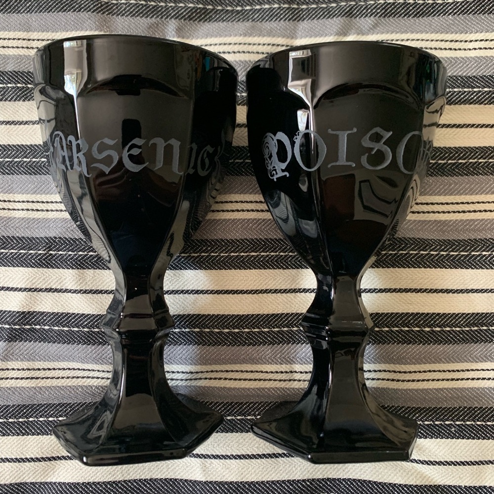 ☠️Color Changing Arsenic/Poison Chalices